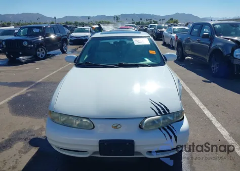 2001 Oldsmobile Alero Gls из США, поврежденный, VIN 1G3NF12E11C187347